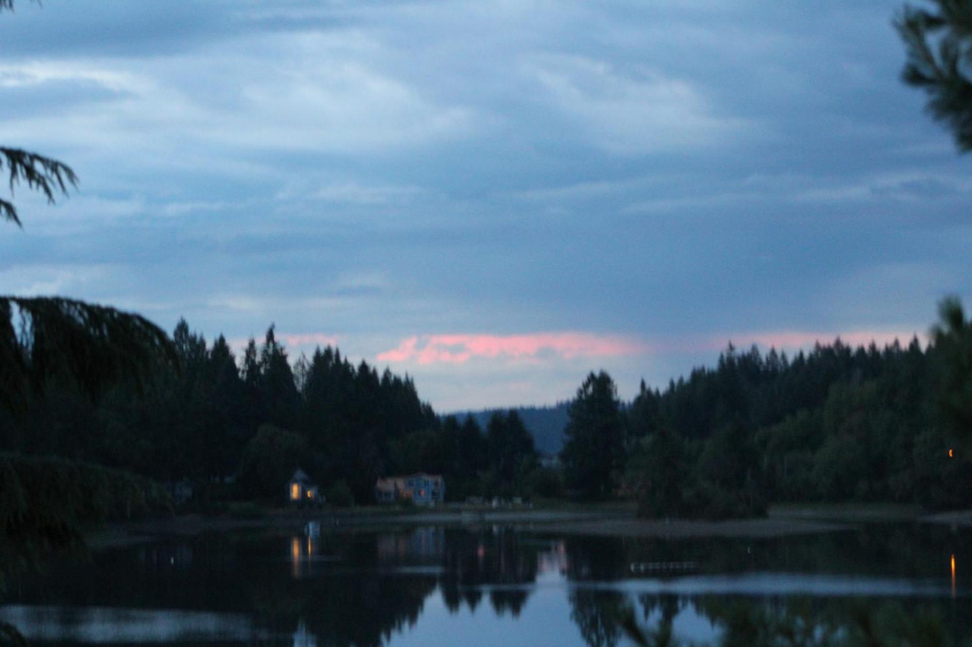 Oyster Bay Inn & Suites Bremerton Camera foto