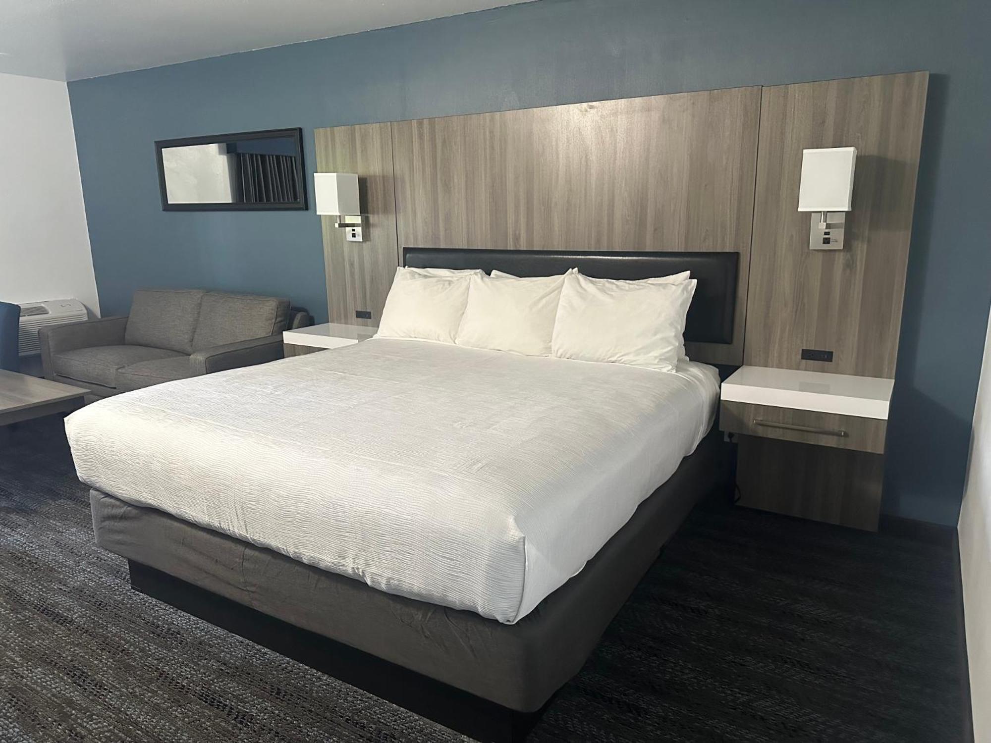 Oyster Bay Inn & Suites Bremerton Esterno foto