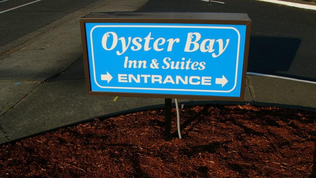 Oyster Bay Inn & Suites Bremerton Esterno foto