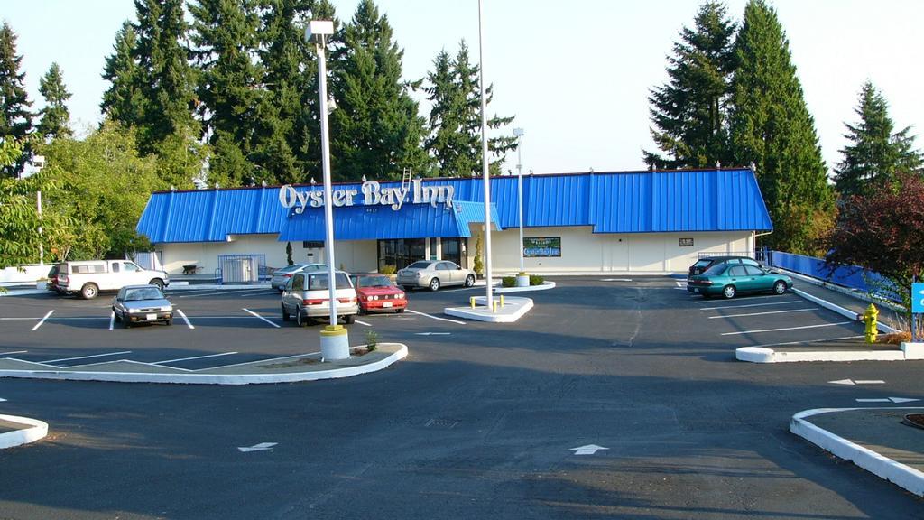 Oyster Bay Inn & Suites Bremerton Esterno foto