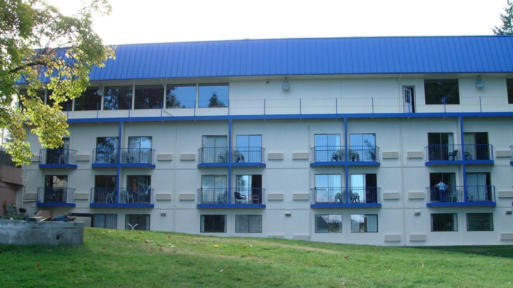 Oyster Bay Inn & Suites Bremerton Esterno foto